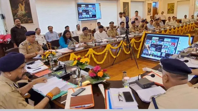 kanwar-yatra-2024-up-uttarakhand-collaborate-for-successful-yatra-tech-traffic-and-security-measures-in-focus-details-here